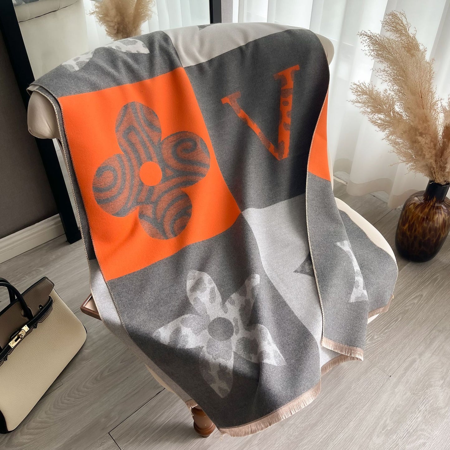 Warm scarf with short tassels and fringe shawl for women 1025082211
