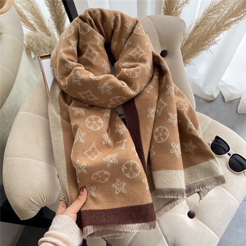 Luxurious and sophisticated cashmere jacquard shawl scarf 1025082206