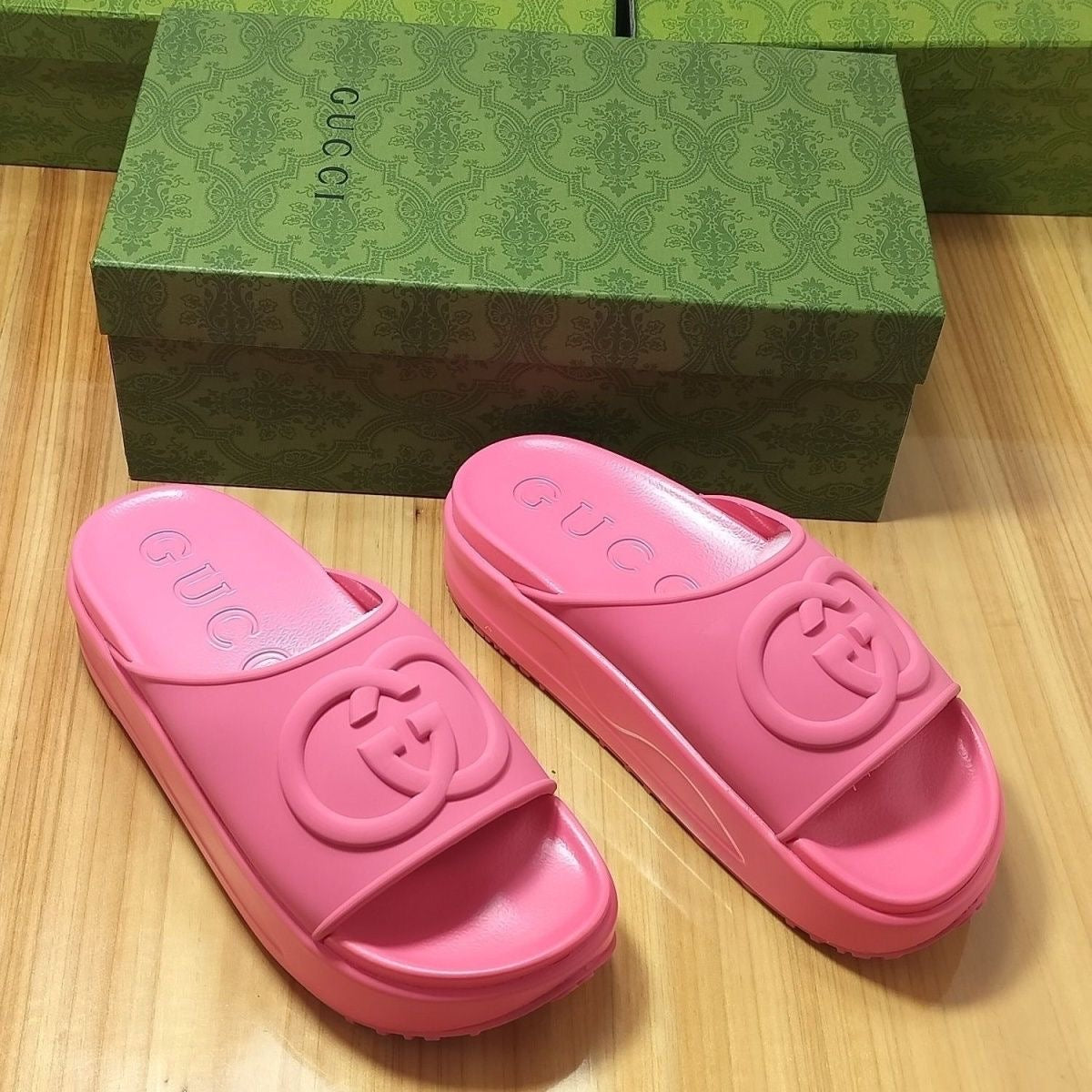 Beach Thick Soled Outdoor Slippers S02